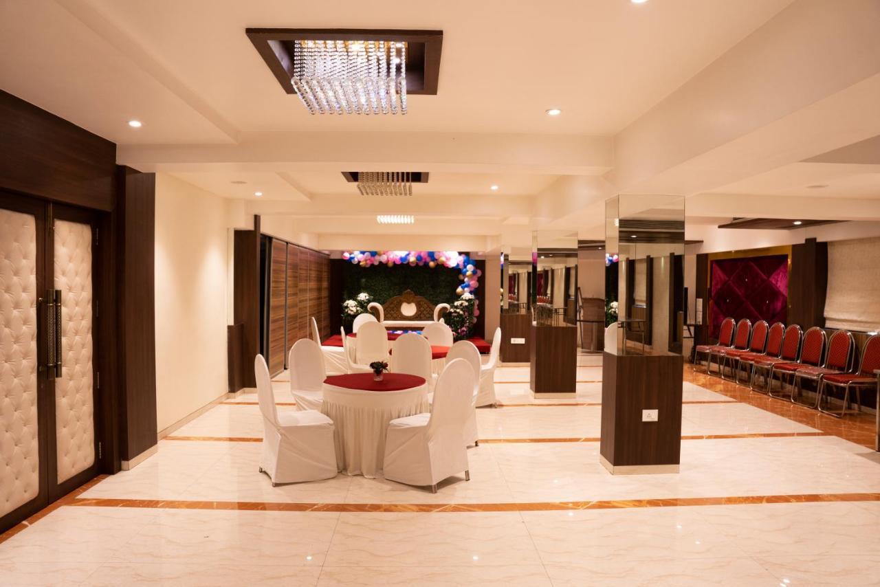 Gold Crest Business Hotel Navi Mumbai Dış mekan fotoğraf