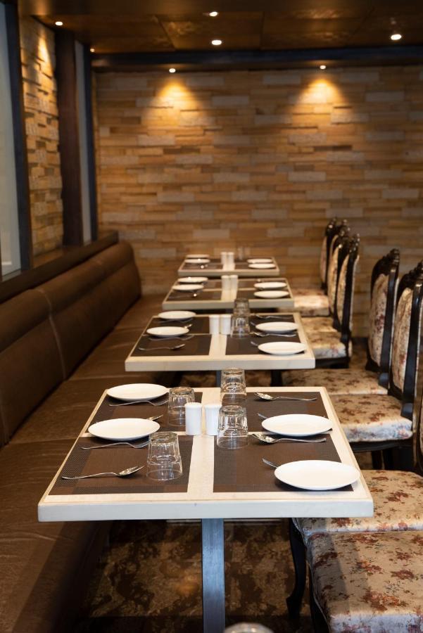 Gold Crest Business Hotel Navi Mumbai Dış mekan fotoğraf