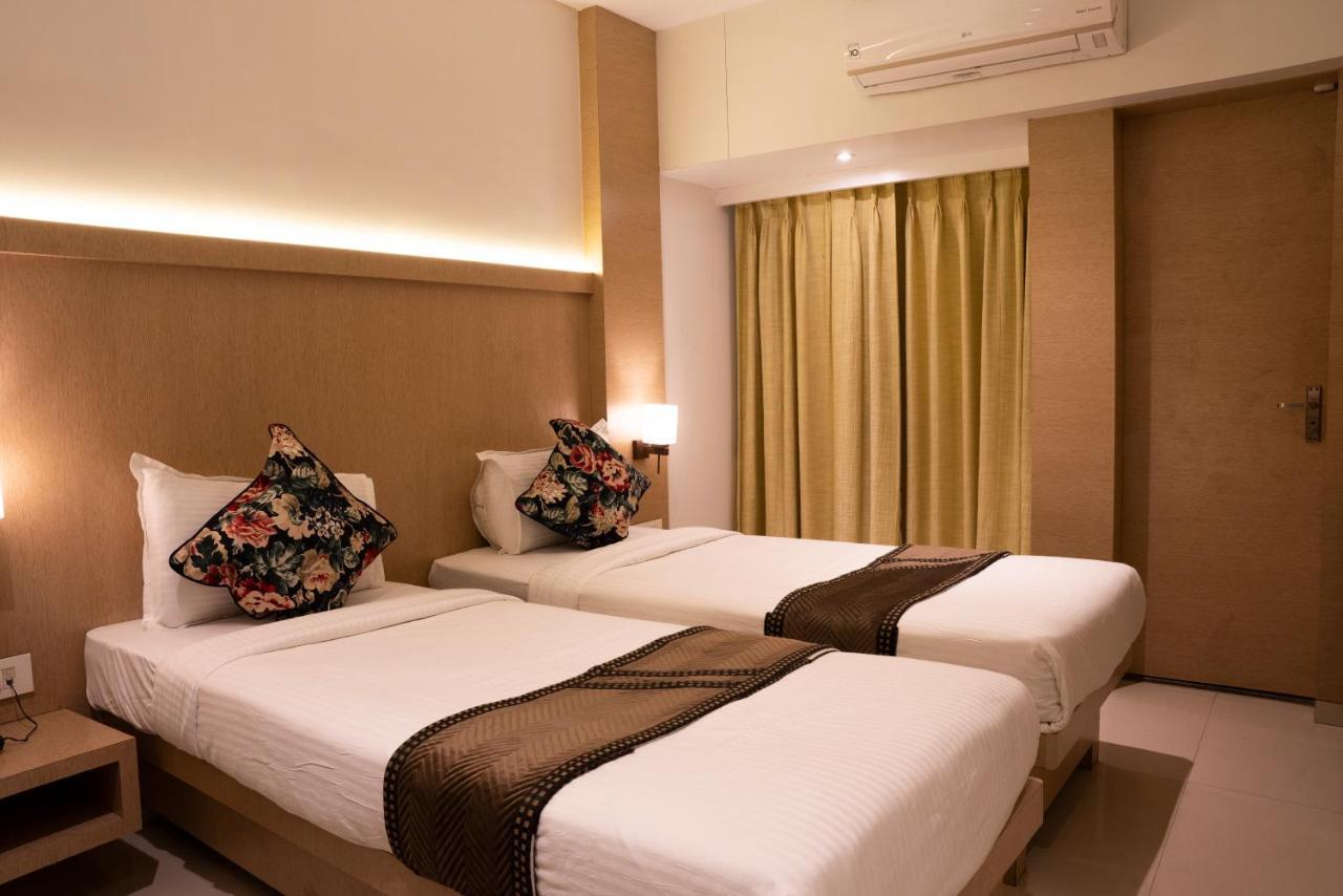 Gold Crest Business Hotel Navi Mumbai Dış mekan fotoğraf