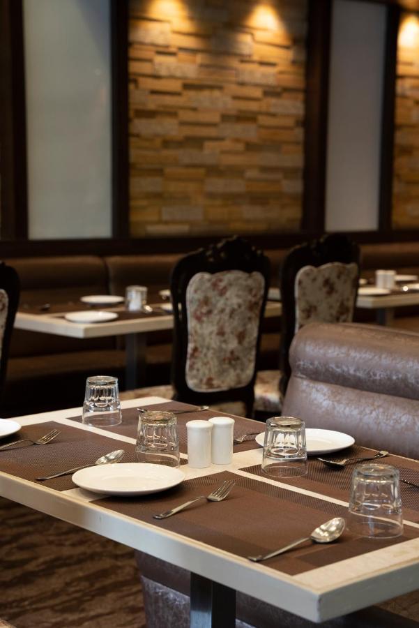 Gold Crest Business Hotel Navi Mumbai Dış mekan fotoğraf